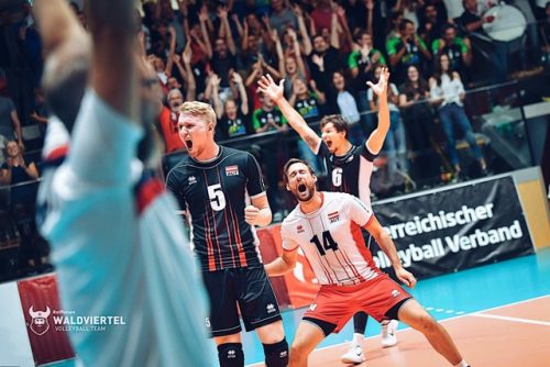 Volleyballspektakel wird seinem Namen gerecht